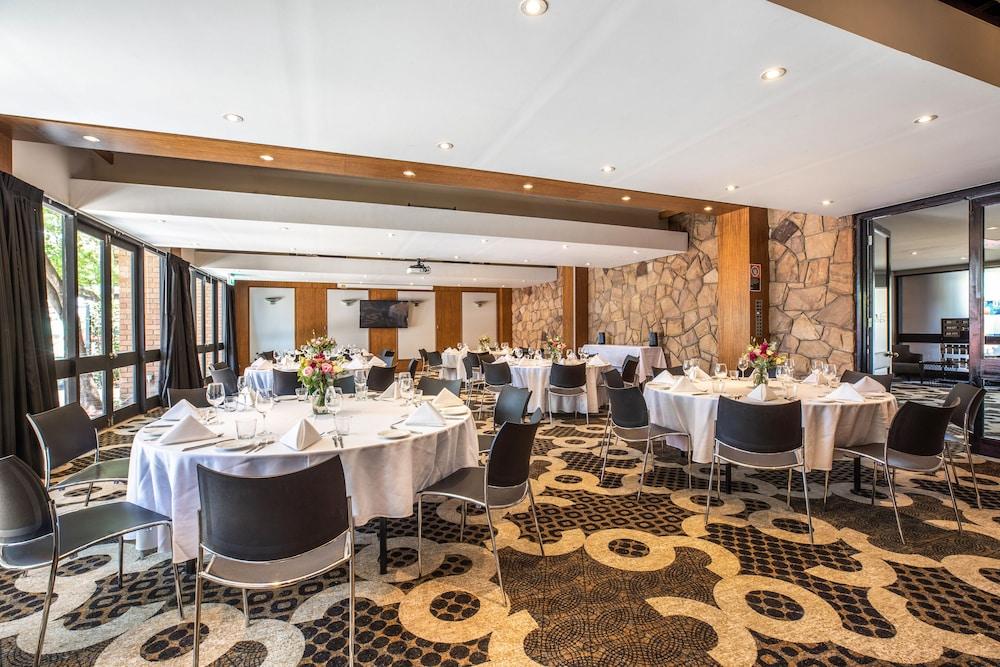 Nightcap At The Ranch Hotel Macquarie Park المظهر الخارجي الصورة